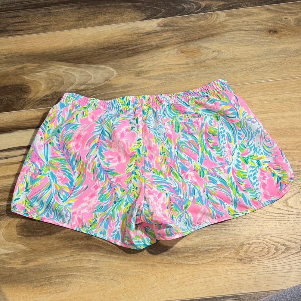 Lilly Pulitzer Luxletic Ocean Trail Shorts – Unicorn of the Sea Print – Size M - Picture 5 of 9